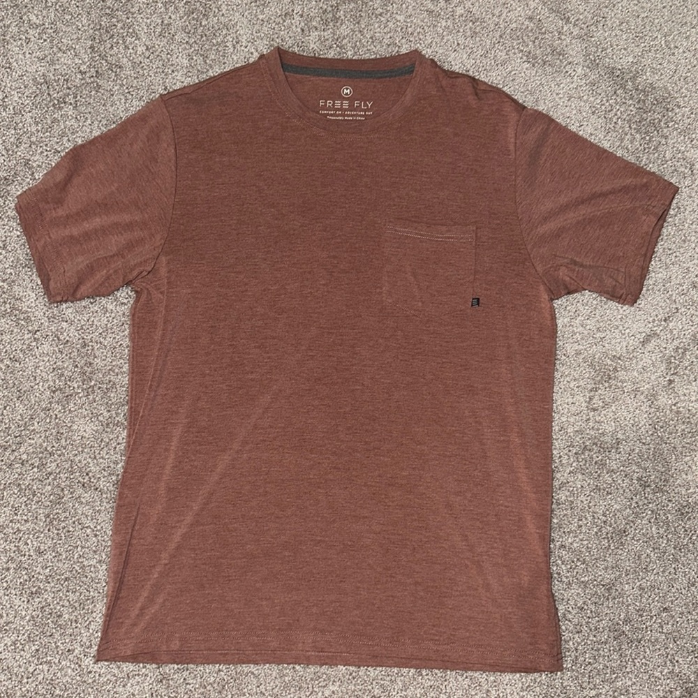FREE FLY men’s bamboo flex pocket tee